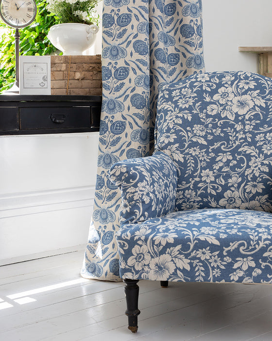 Ferdinand Navy on Natural Linen